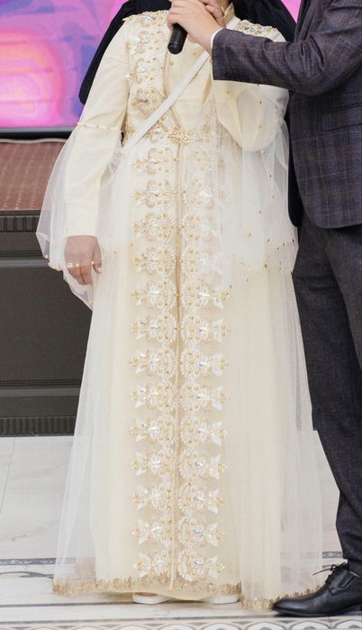 Продам вечернее платье