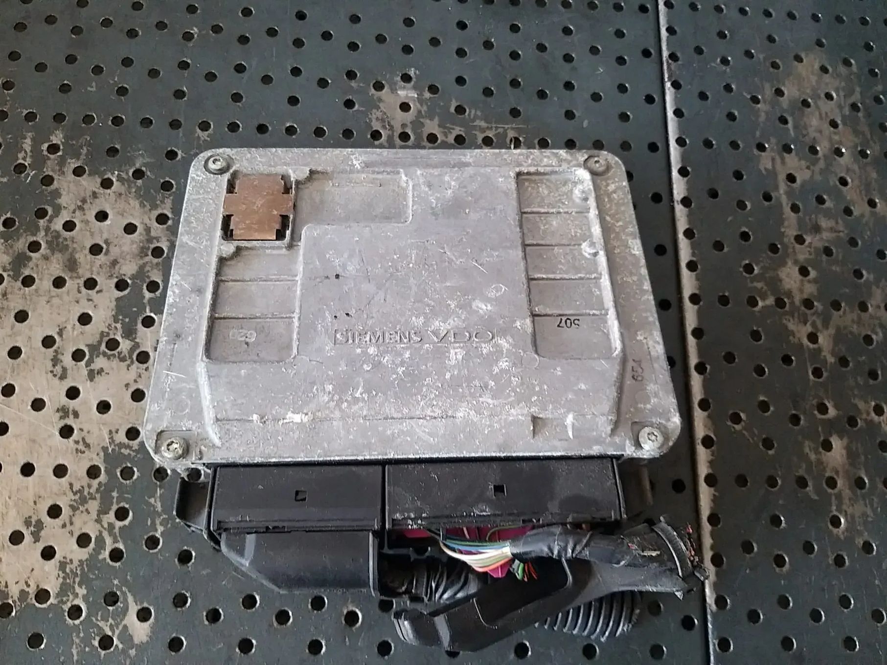 Ecu calculator motor 1.2 b skoda fabia 1 6y 03d906033c 5wp4029202