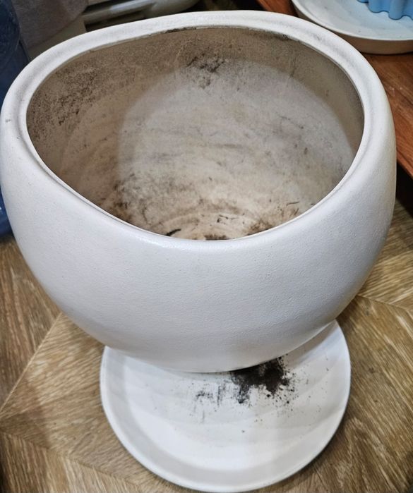 Продам цветочные горшки