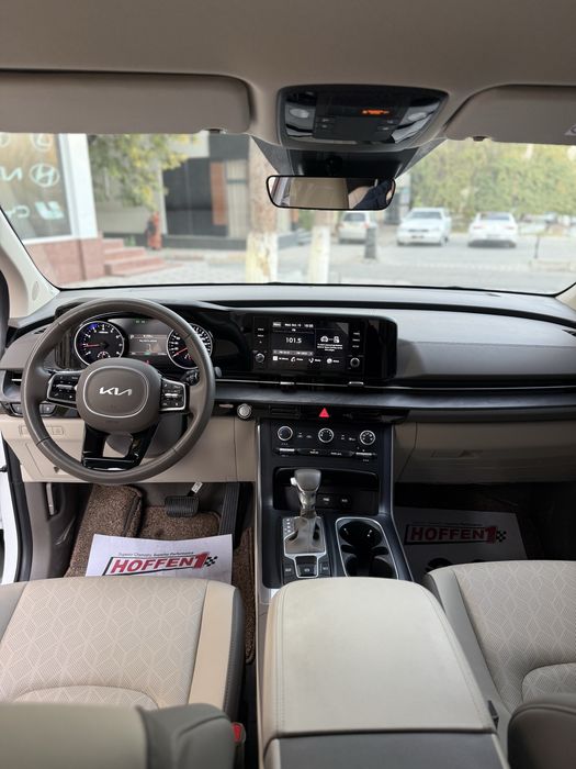 Kia karnival holati tinu tozza moshina 10000-km probeg