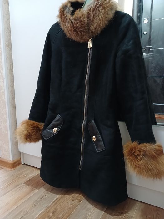 Продам женскую дубленку
