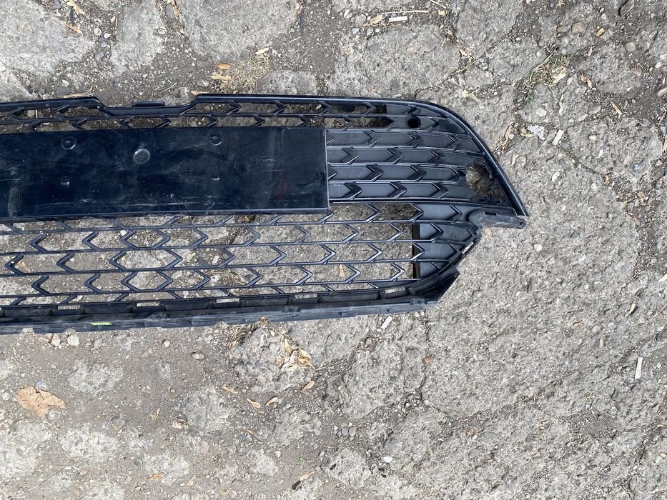 Grila Toyota Corolla E210 facelift 2023 - 2025 grila radiator bara