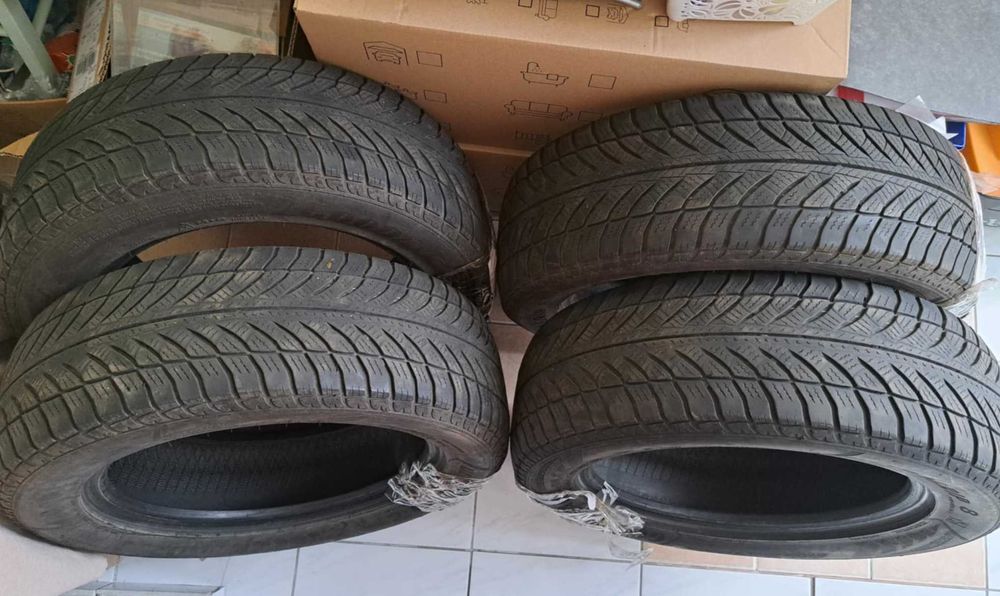 Set 4 anvelope iarnă GOODYEAR made in Gemany 205/60 R16 92H - DOT 2922