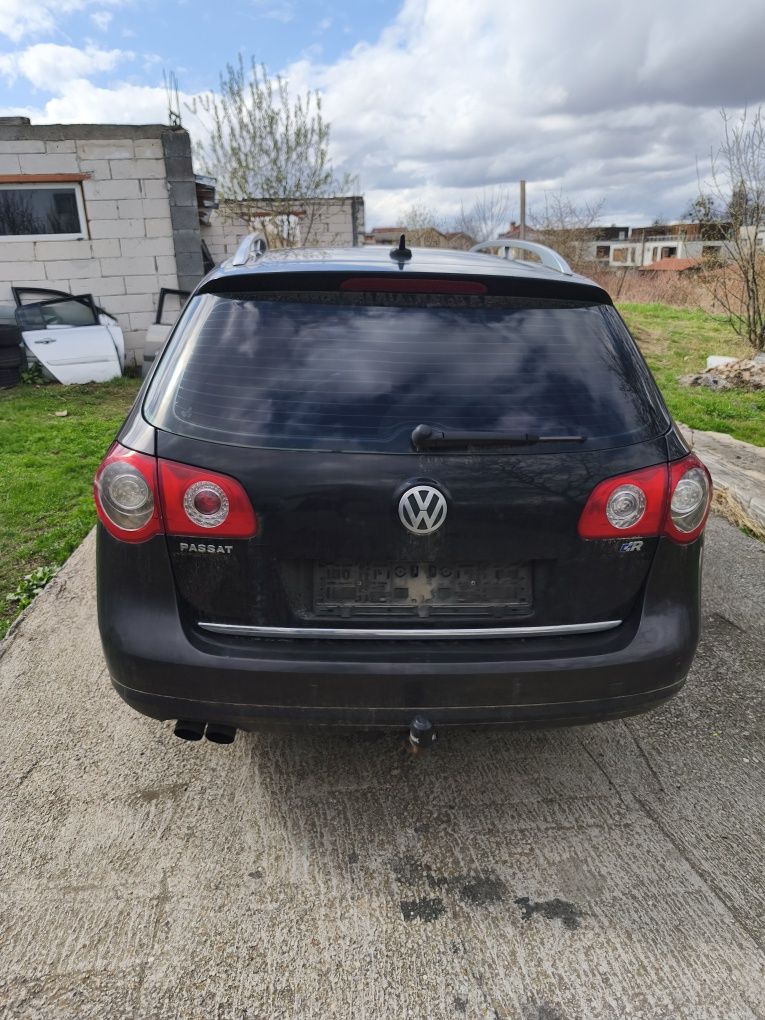 Piese dezmembrez Volkswagen Passat B6 2.0 tdi 140 cp BMP culoare LC8Z