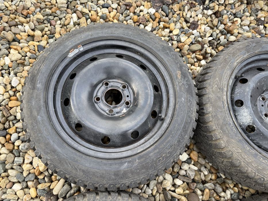 Set jante R16 cu anvelope iarnă 205/55/16 Hyundai Kona