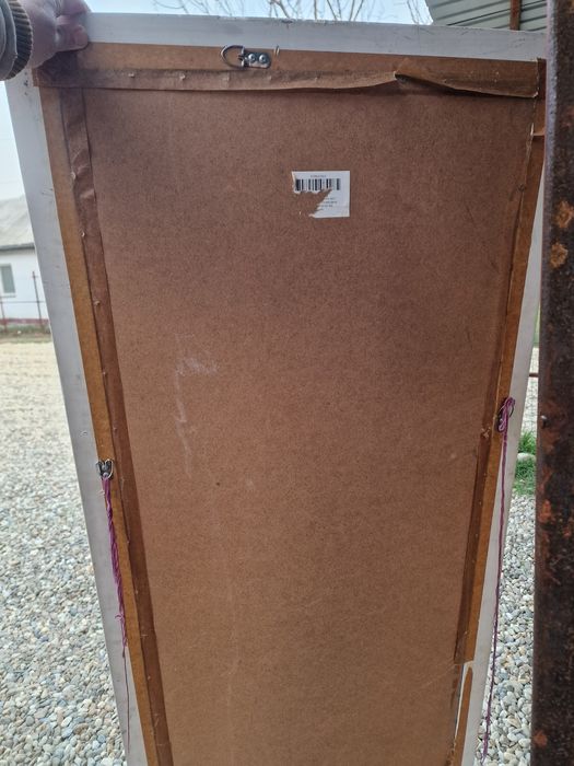 Oglinda înramata inramata rama