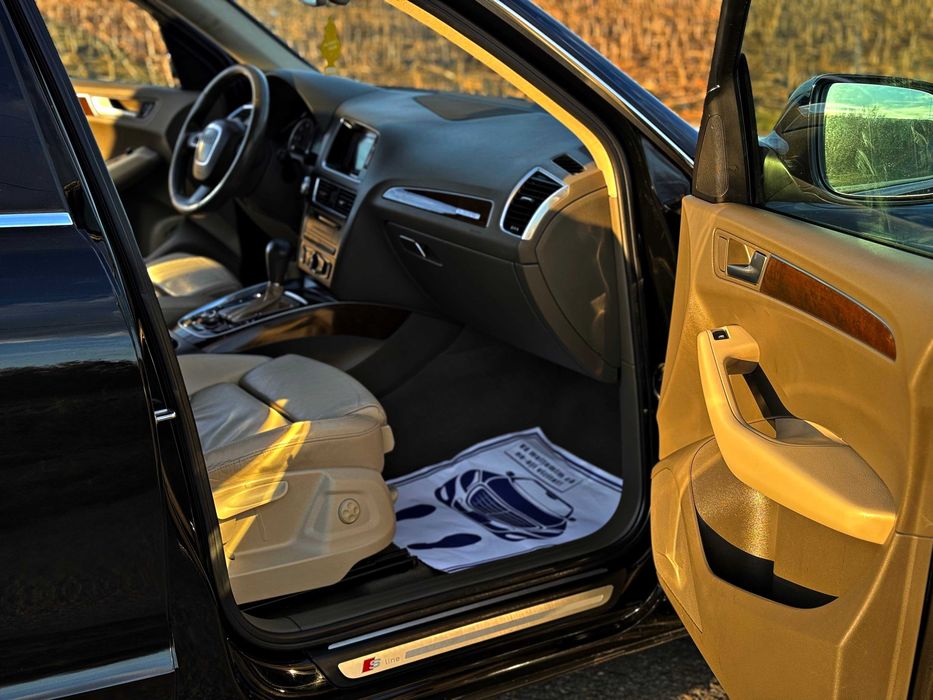 Audi Q5 2010 2.0 TDI Quattro 3xS-line  Adus recent !