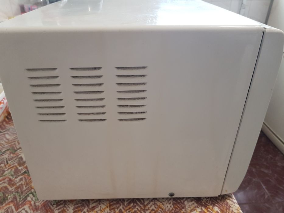 Микровълнова фурна SHARP 800W