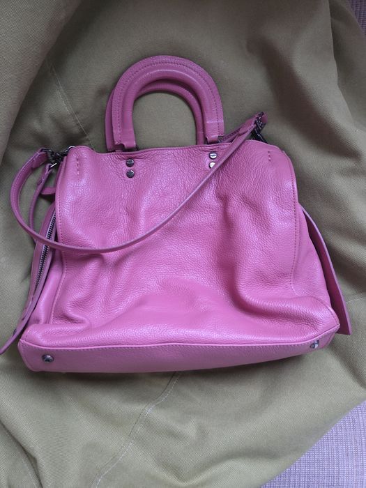 Geanta Musette Desire roz, superba