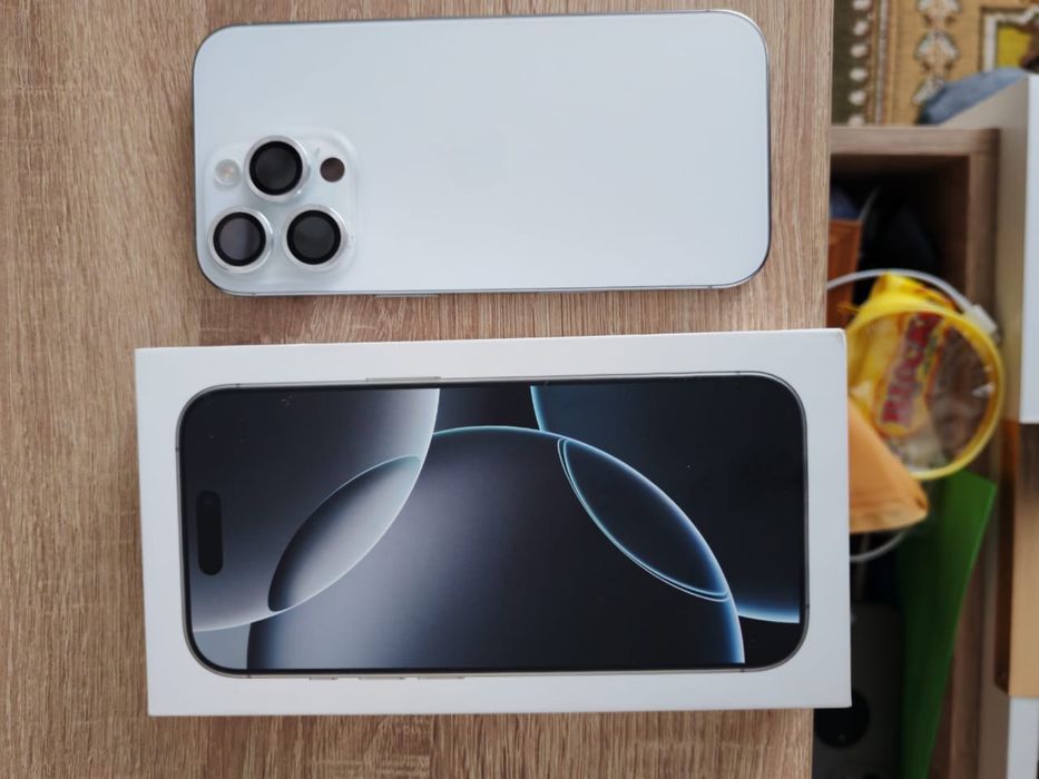 Продам айфон 16 про на 256