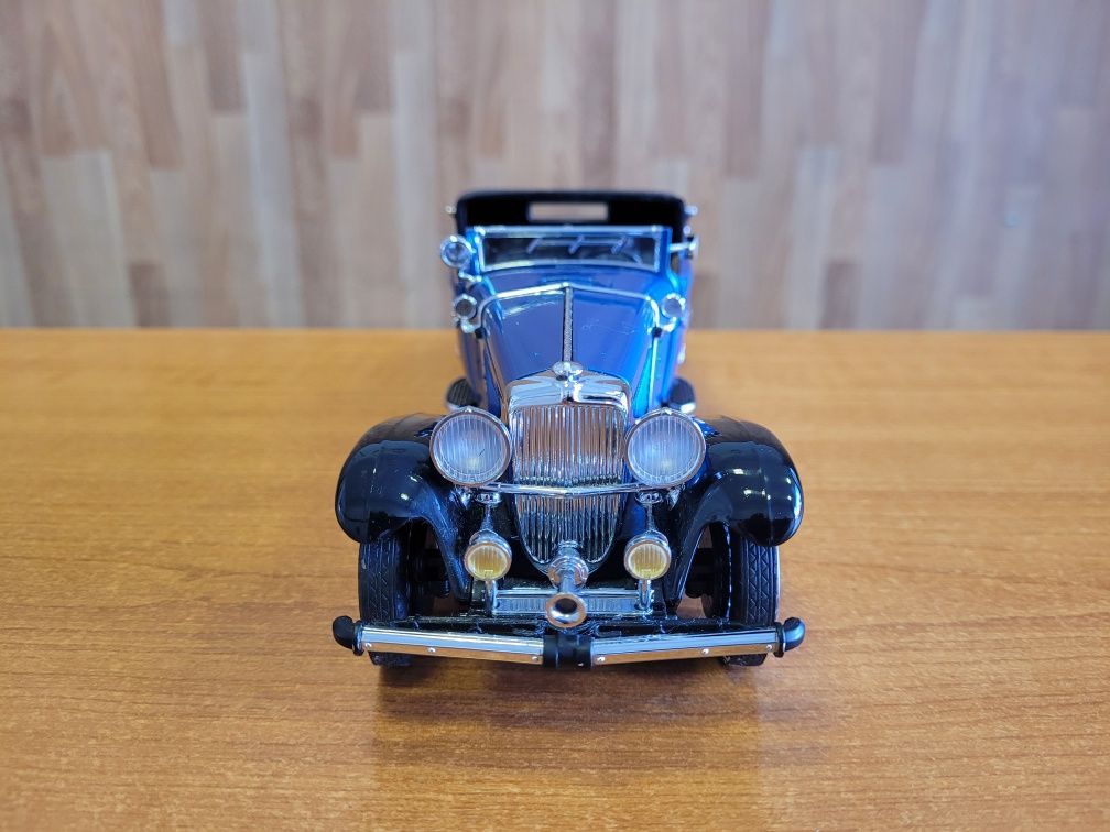 Колекционерска количка Franklin Mint 1/24 1933 Duesenberg J Victoria