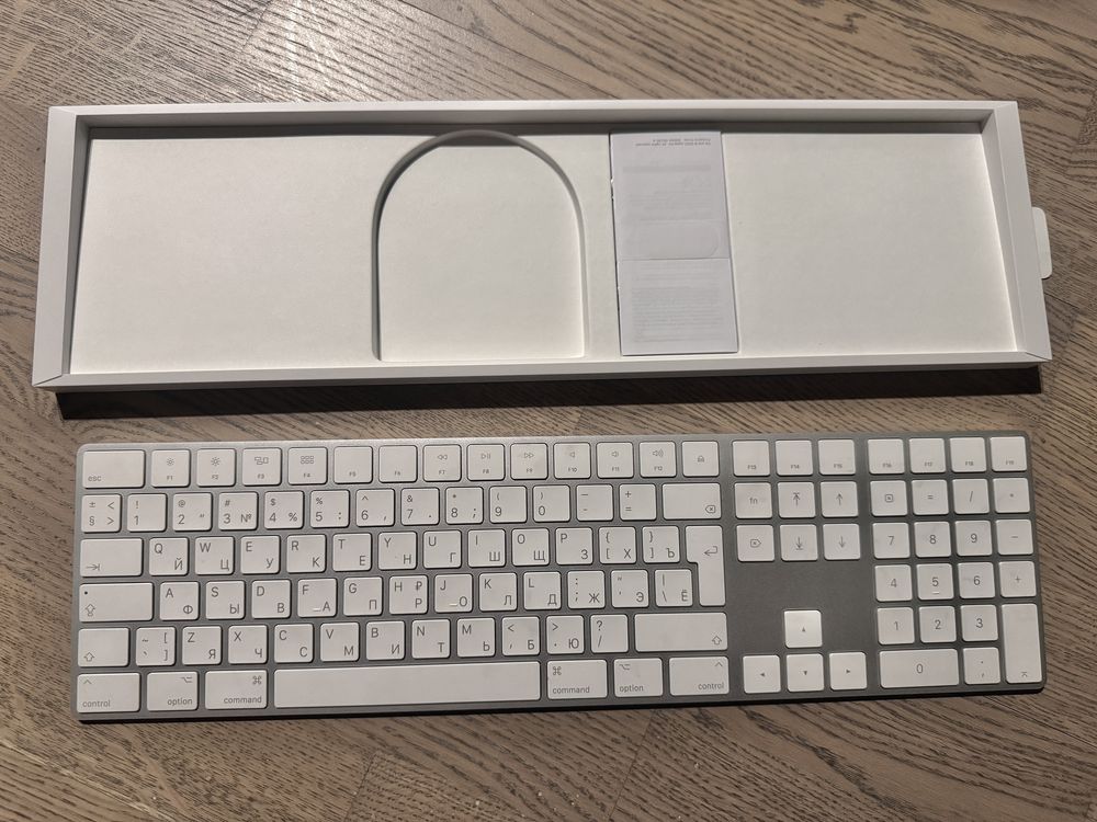 беспроводная клавиатура Apple keyboard + numeric pad