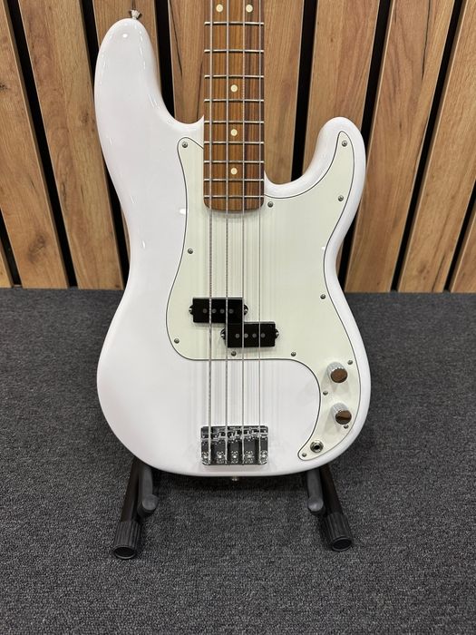 Chitara Bass Fender Player Precision Bass PF PWT