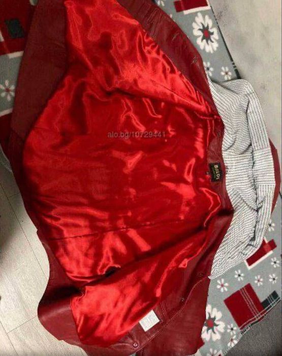 Кожено Яке със качулка, червено ново голям размер