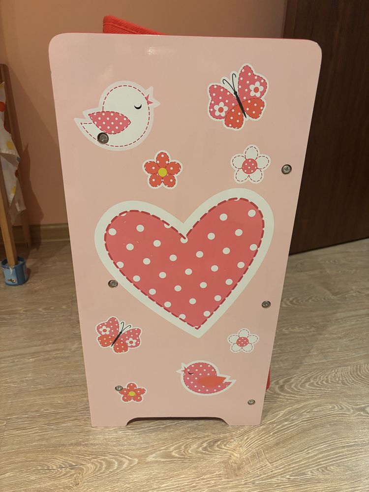 Детска етажерка за играчки