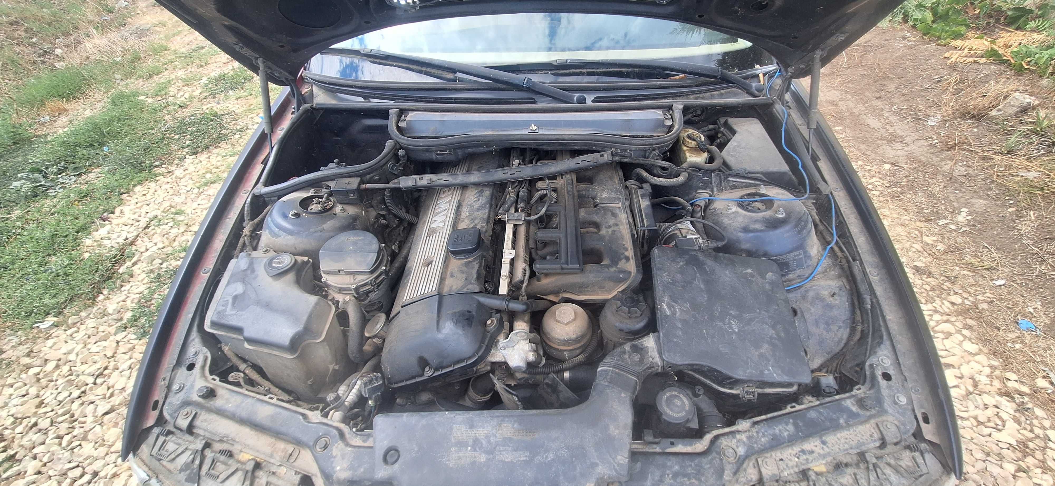 На части:bmw бмв е46 купе 330 м54б30