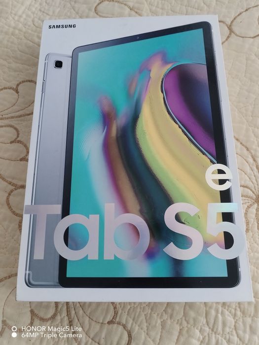 Samsung Tab S5e, varianta cu SIM