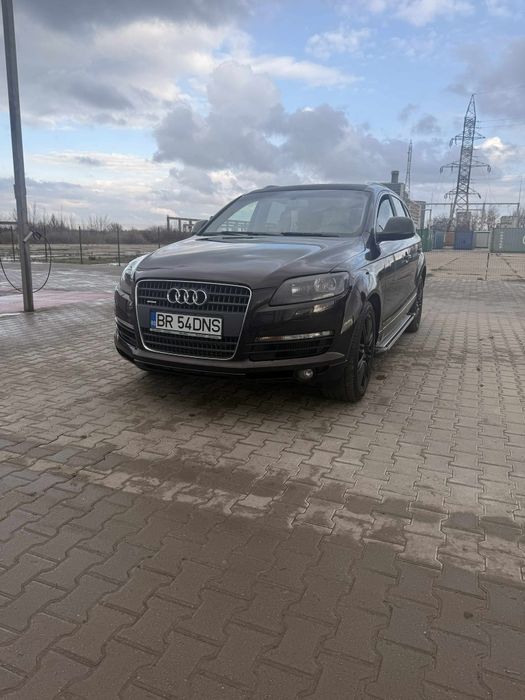 Audi Q7 .Autoutilitara