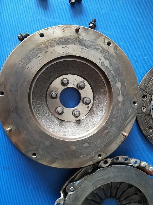 Kit ambreiaj volanta masa simpla ugjc 1.5 tdci ford b-max fiesta focus 3