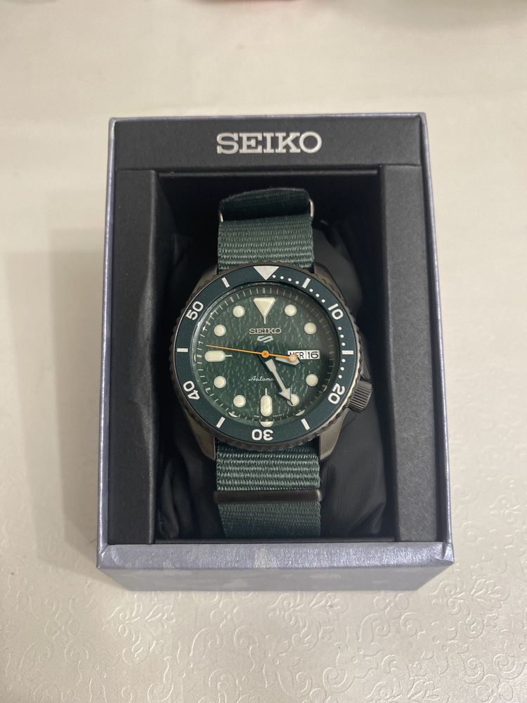 Seiko 5 SRPD77K1 (авокадо)