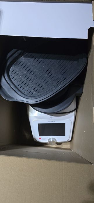 Robot de bucătărie monsieur cuisine(thermomix)
