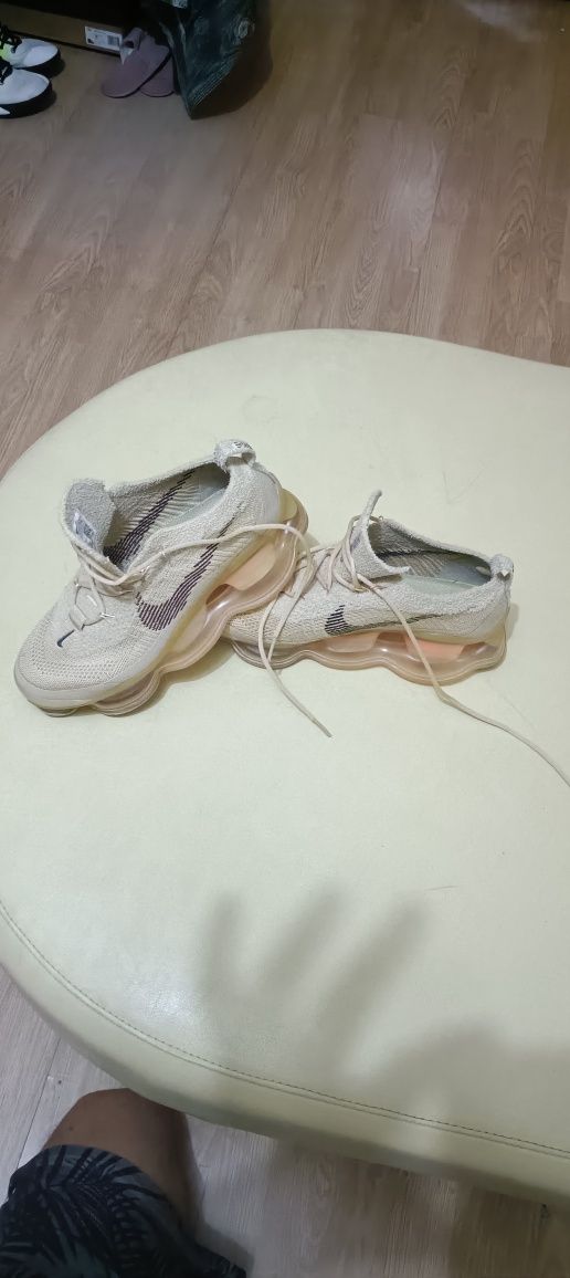 Nike scorpion 39