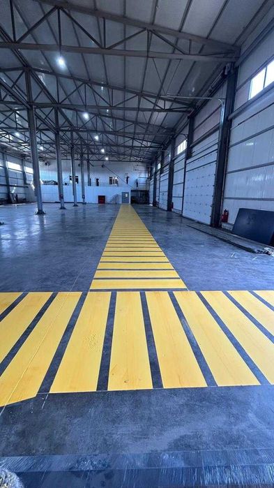 Дорожная разметка паркинга Отбойники Краска