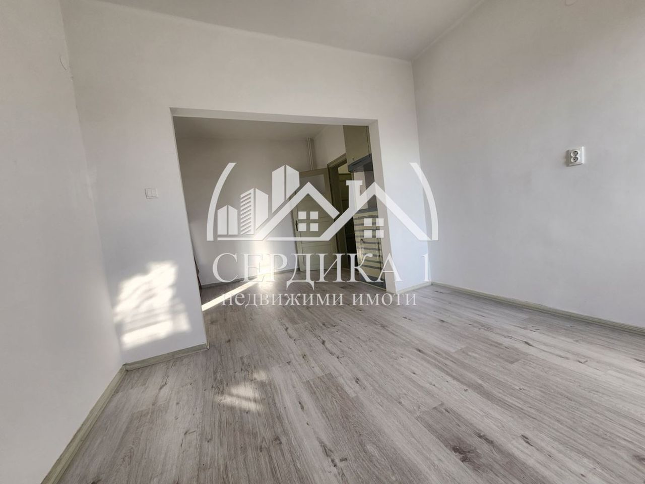 Продава се Двустаен апартамент в София, Банишора - 70 кв.м за 3072 €/кв.м - Снимка #7