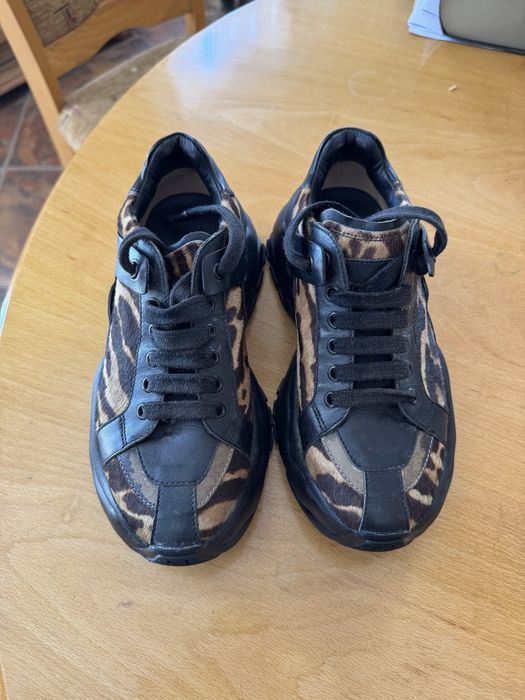 Vand Adidasi Musette