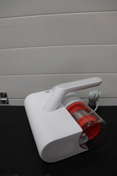 XIAOMI Dust Mite Vacuum 2 Всмукателна мощност 12000Pa, UV светлина