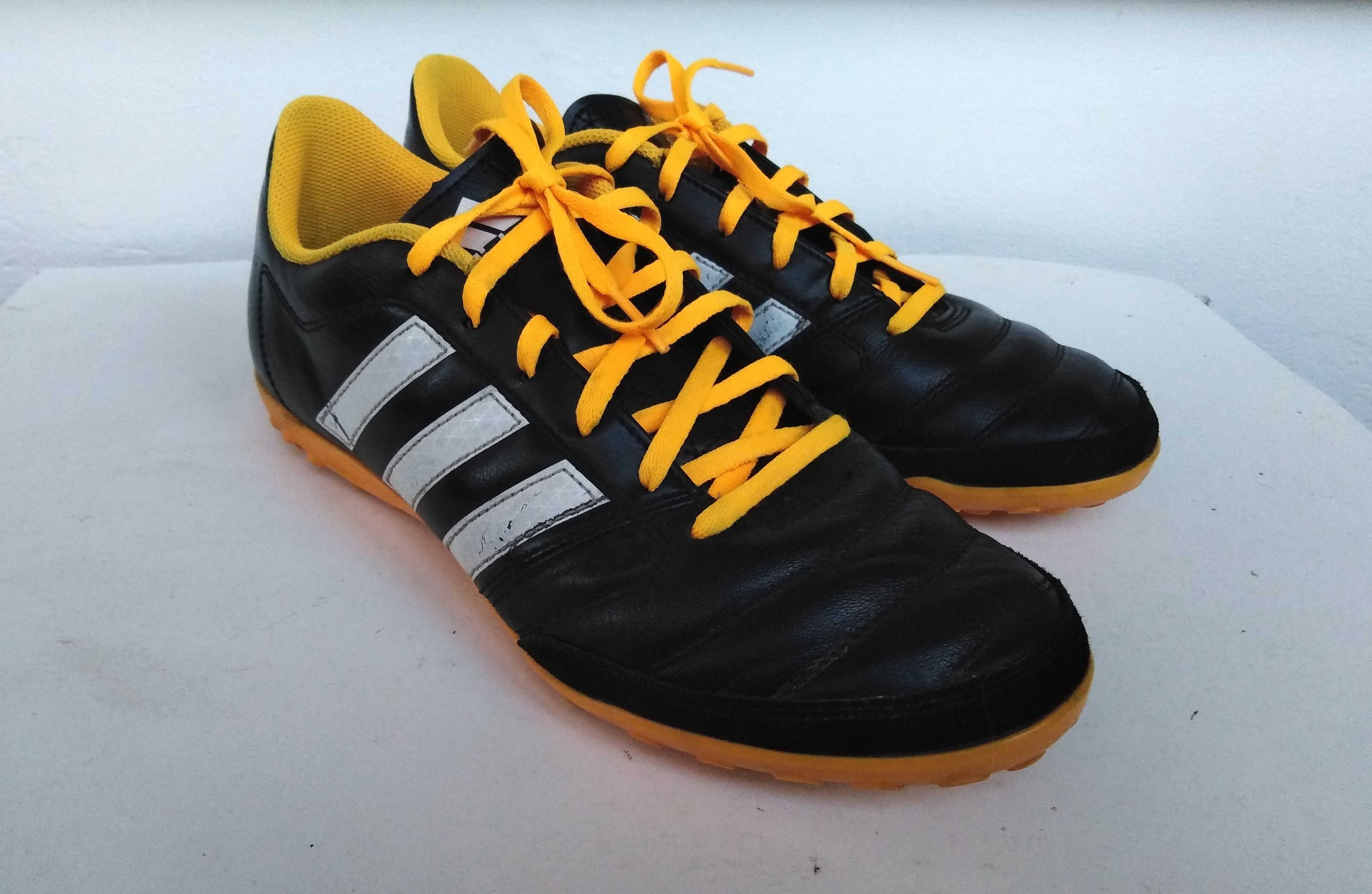 Adidas Gloro мъжки маратонки тип бутонки 42 номер, UK8