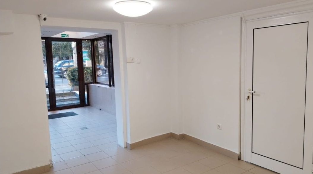 Spatiu comercial republicii 11