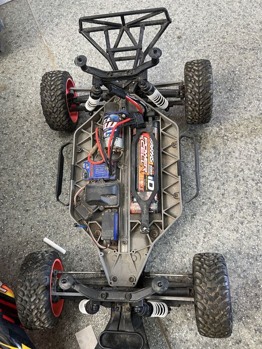 Vand automodel Traxas SLASH 1/10 4x4