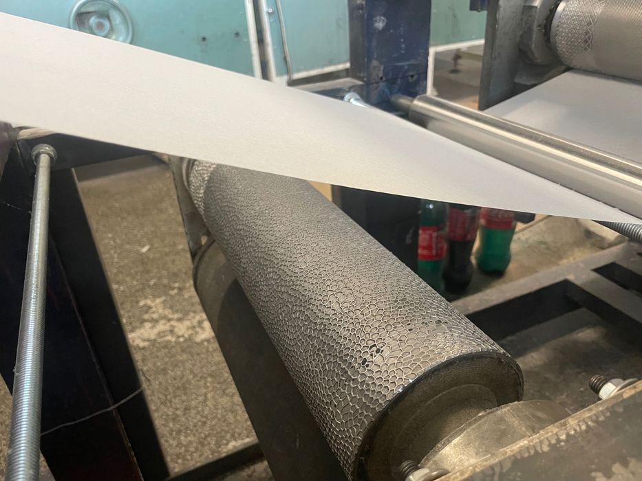 Машина за производство на салфетки