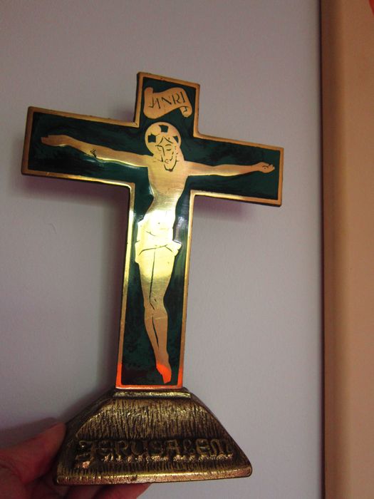 cadou rar fabricat in Ierusalim 1970 Cruce alama email verde smarald