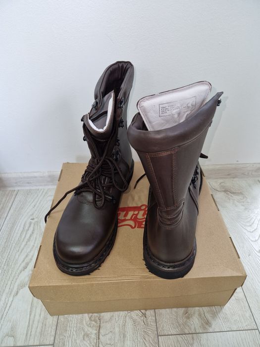 Bocanci piele naturala maro