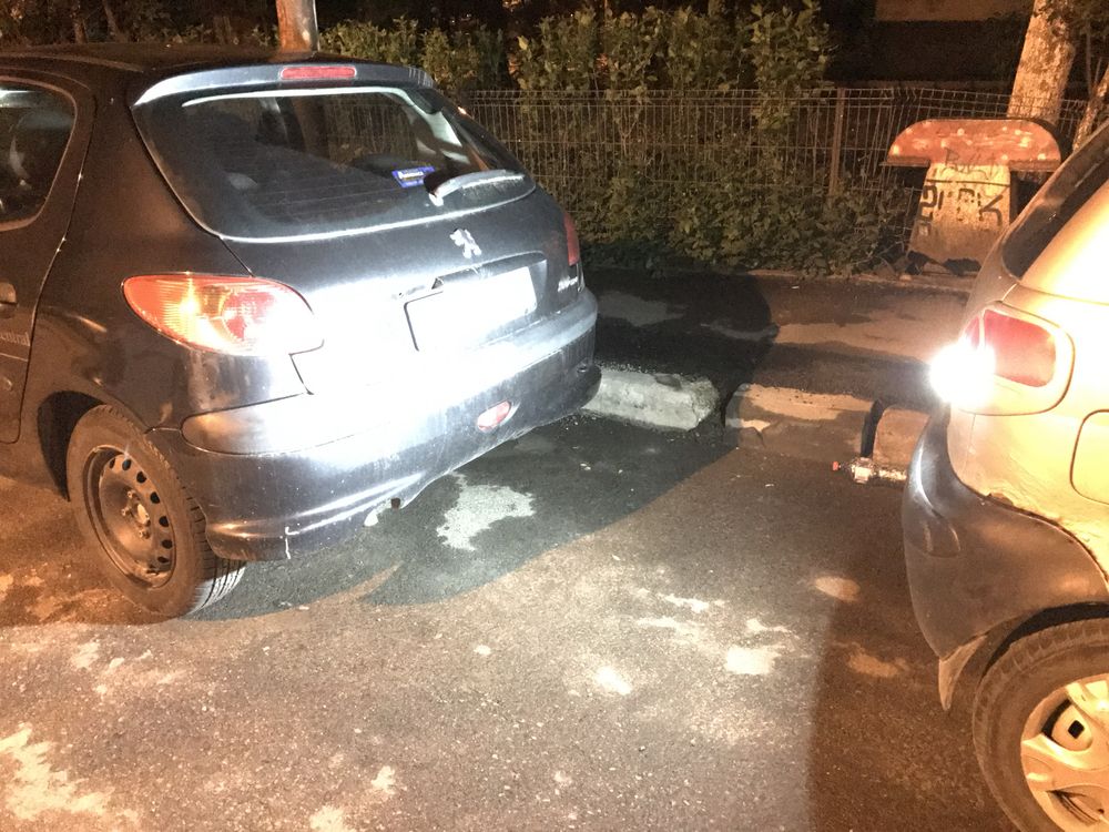 Montez leduri auto , becuri si fac lumina in auto dvs