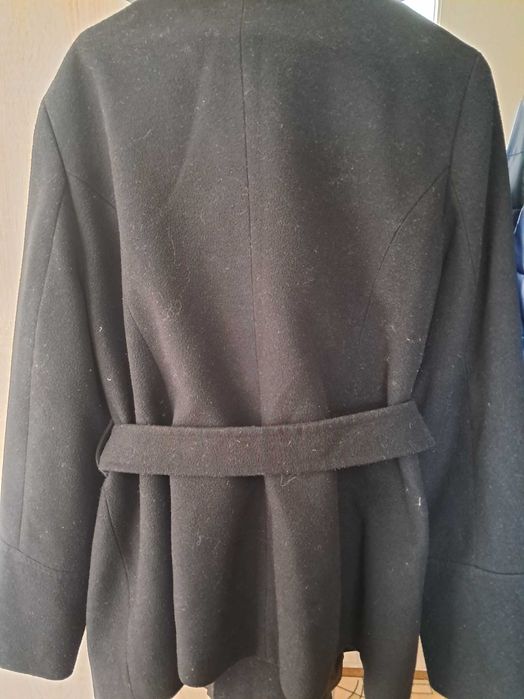 Дамско късо палтенце