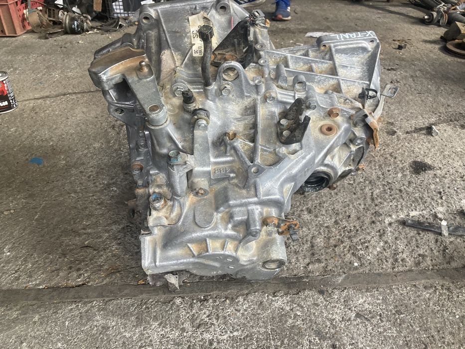 Nissan X Trail 2016 година 1.6 dci 6 скорости 4x4 Скоростна Кутия