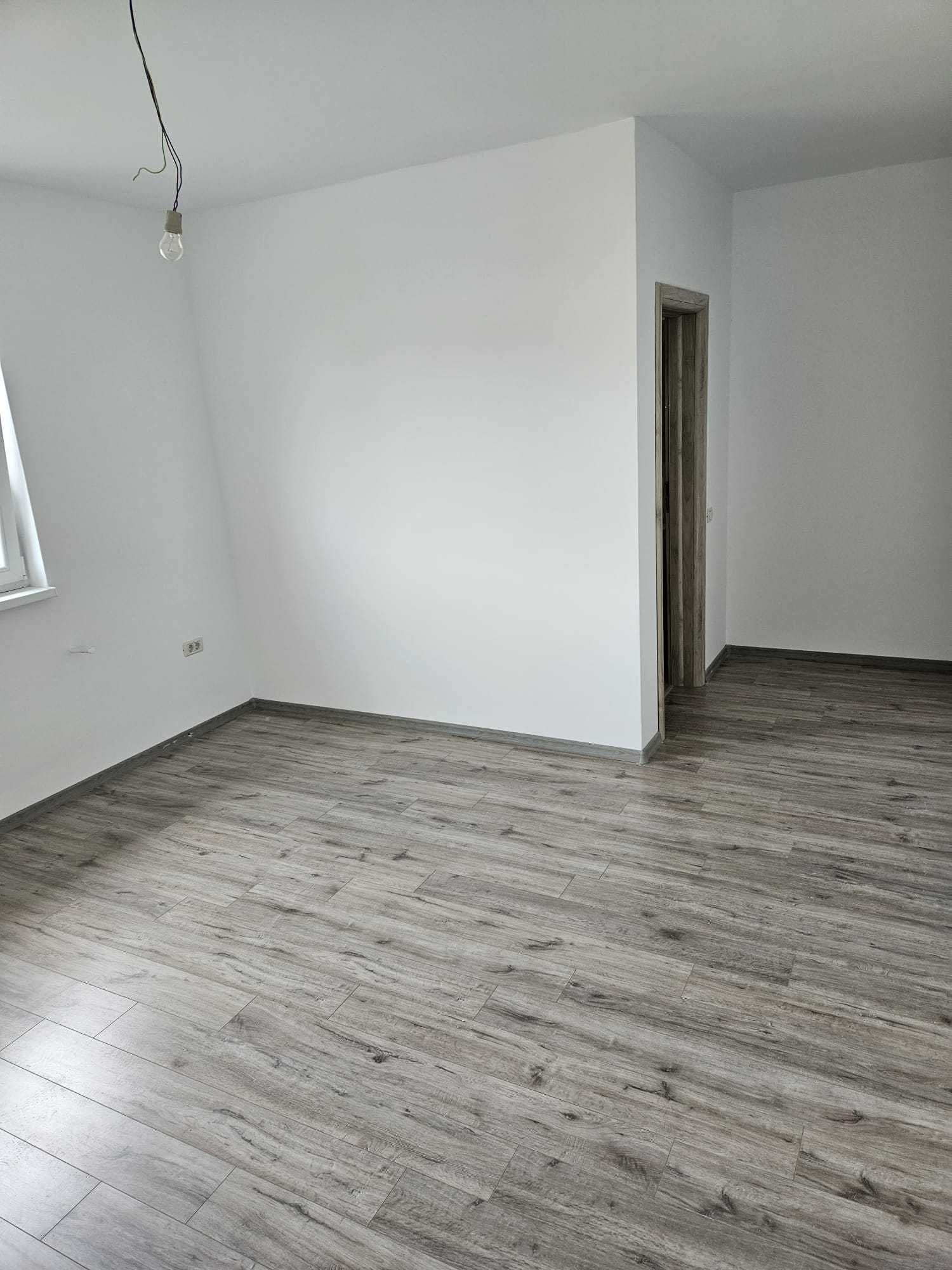 Sabareni casa parter+pod la 10 min de Bucuresti