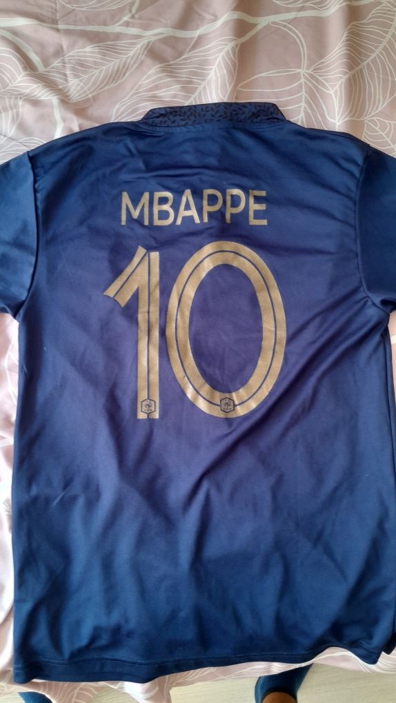 Echipament (tricou+sort) Franta Mbappe 10.(176-XS)
