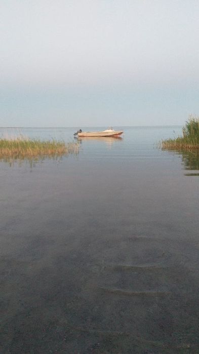 Катер прогулочный Волга