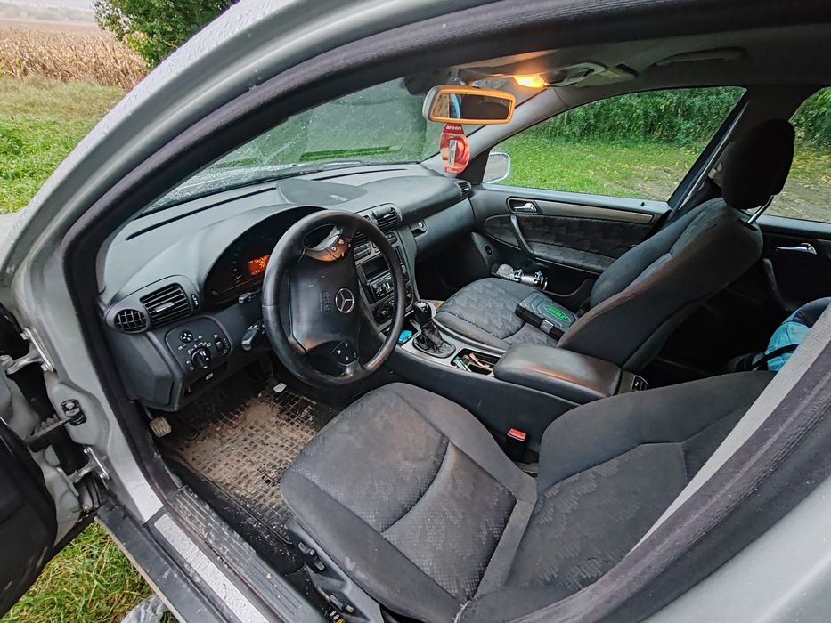 Mercedes c200/w203