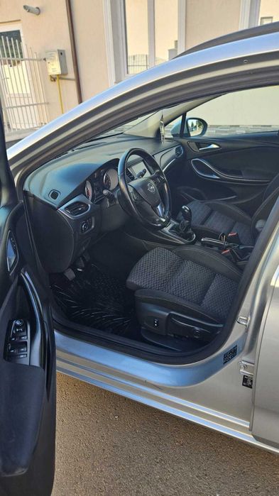 De vânzare Opel Astra K