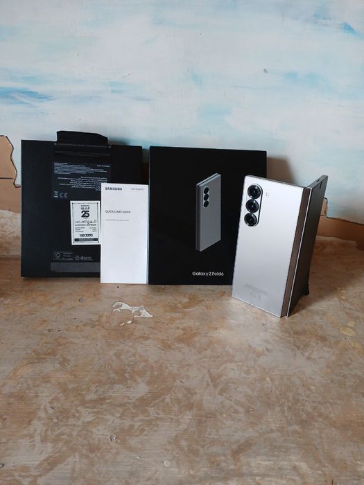 Samsung z fold 6 yengi ishlamagan Dubai