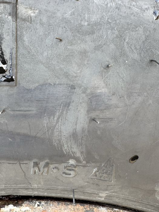 Гуми с джанти камиони 315/80 385 /80 R 22.5