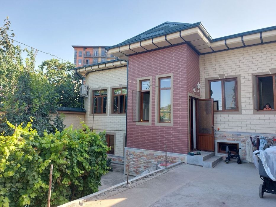 уй сотилади циолковскийда срочно