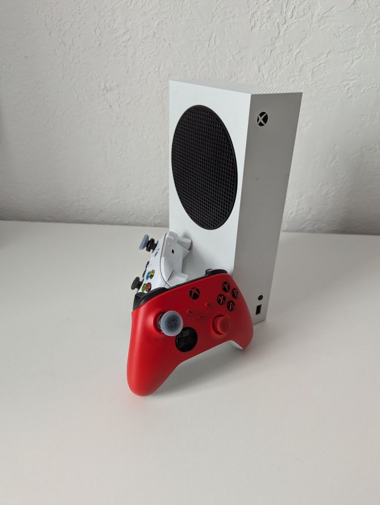 Xbox series S / 2 джостика