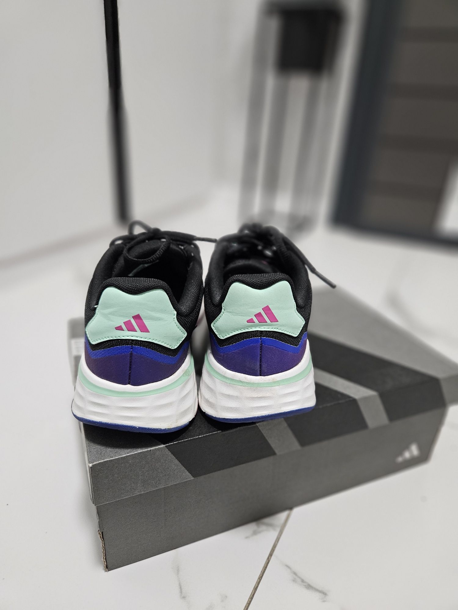 Маратонки Adidas