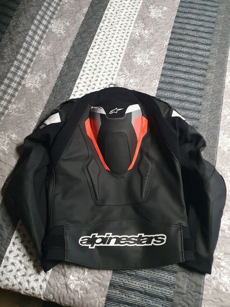 Мото яке Alpinestars Atem V4 Red